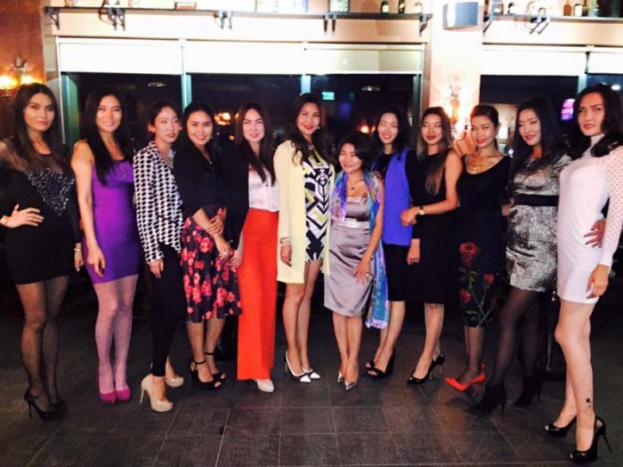 Топ Э.Сэлэнгэгийн төрсөн өдрийн “зочид”